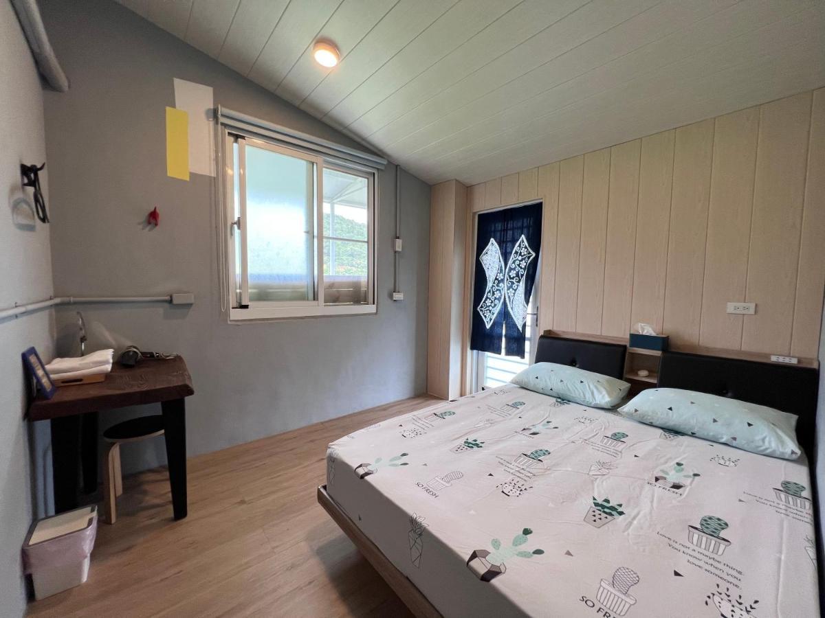 Back To Real Hostel Taitung Экстерьер фото