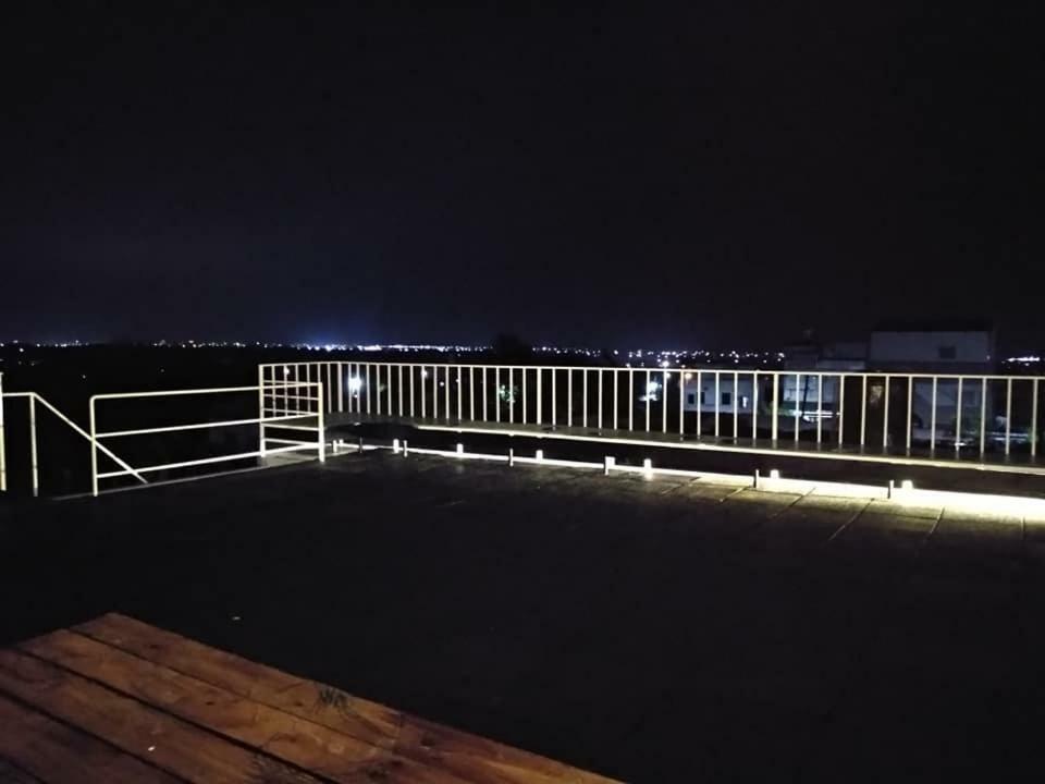 Back To Real Hostel Taitung Экстерьер фото